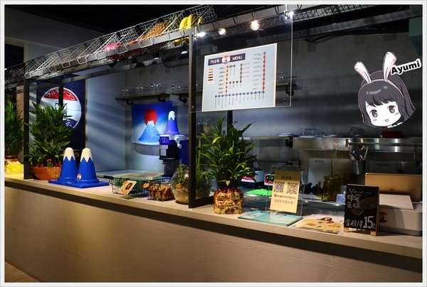 円点号：[食記]►台北士林區◄【円点號】熱門打卡地鐵主題餐廳－外觀彷彿日本地鐵般既俏皮又可愛，相當適合拍照、打卡留下美好回憶！