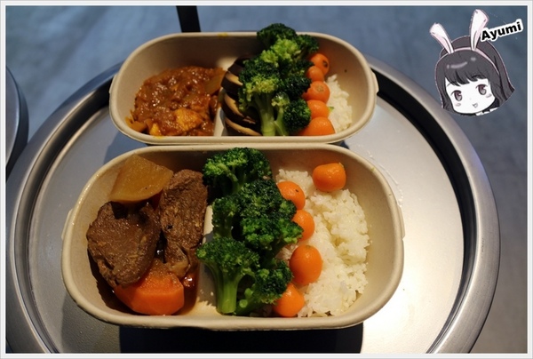 円点号：[食記]►台北士林區◄【円点號】熱門打卡地鐵主題餐廳－外觀彷彿日本地鐵般既俏皮又可愛，相當適合拍照、打卡留下美好回憶！