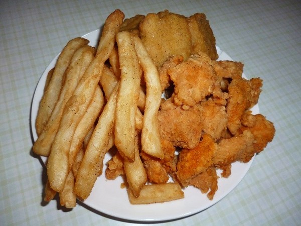 胖老爹美式炸雞(淡水店):炸物份量多,吃得很過癮-胖老爹美式炸雞淡水店体驗心得