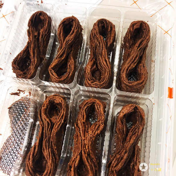 < 六月初一 8結蛋捲 > 分享盒 ~  台中伴手禮/人氣團購美食/特殊造型減少掉屑 ~ 同事一起來揪團 ~ 辦公室解饞下午茶好物 ~ 送禮自食皆宜 ~ 2019.07.03