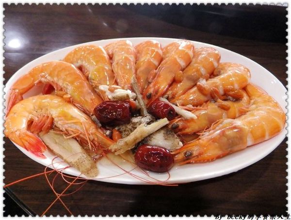 <捷運奇岩站>家族、三五好友聚餐，選用當日漁獲、新鮮美味餐點、平價海鮮料理～北投龜山島海鮮料理餐廳