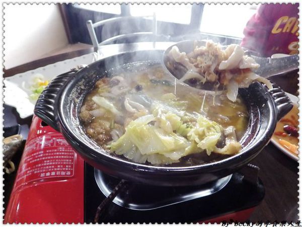 <捷運奇岩站>家族、三五好友聚餐，選用當日漁獲、新鮮美味餐點、平價海鮮料理～北投龜山島海鮮料理餐廳