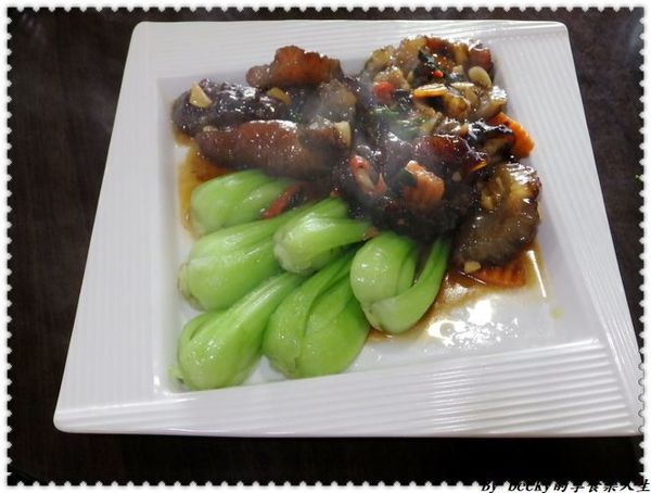 <捷運奇岩站>家族、三五好友聚餐，選用當日漁獲、新鮮美味餐點、平價海鮮料理～北投龜山島海鮮料理餐廳