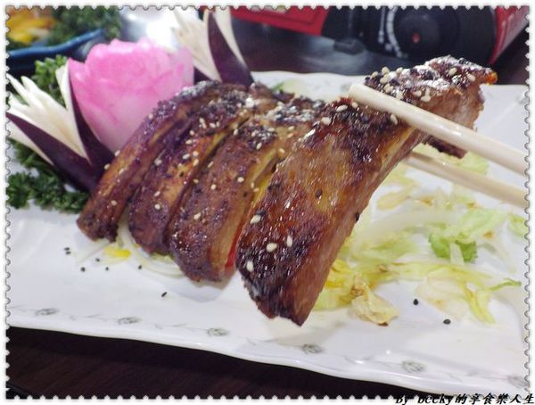 <捷運奇岩站>家族、三五好友聚餐，選用當日漁獲、新鮮美味餐點、平價海鮮料理～北投龜山島海鮮料理餐廳