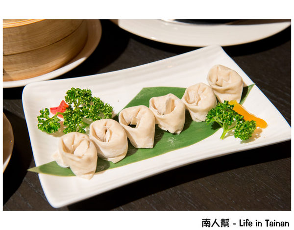 桂田蔬食：【台南美食】蔬食不等於素食｜單點.鍋物套餐｜健康飲食也可以很美味｜蔬食料理~桂田蔬食