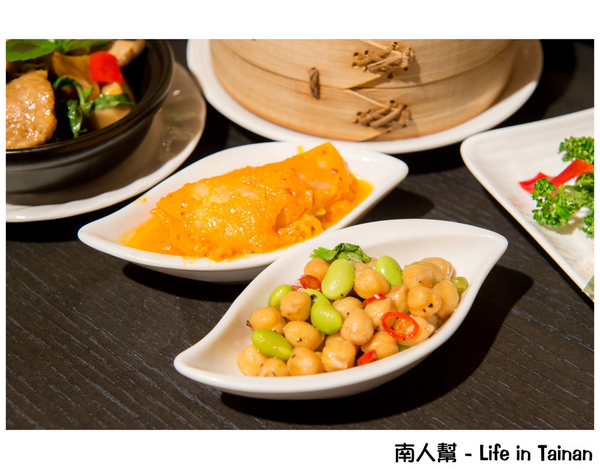 桂田蔬食：【台南美食】蔬食不等於素食｜單點.鍋物套餐｜健康飲食也可以很美味｜蔬食料理~桂田蔬食
