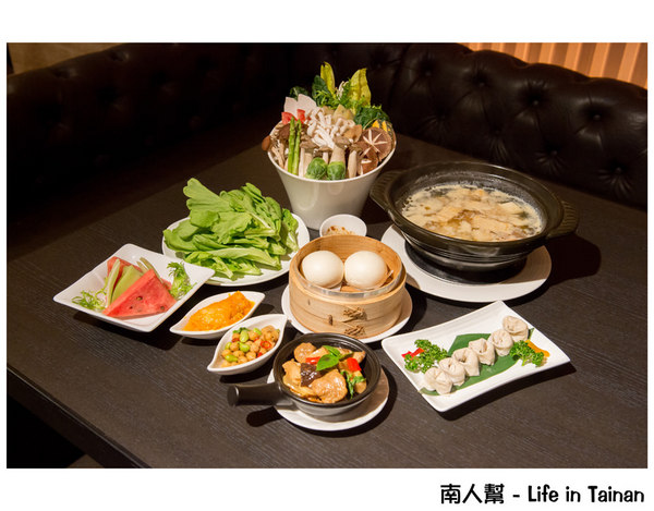桂田蔬食：【台南美食】蔬食不等於素食｜單點.鍋物套餐｜健康飲食也可以很美味｜蔬食料理~桂田蔬食