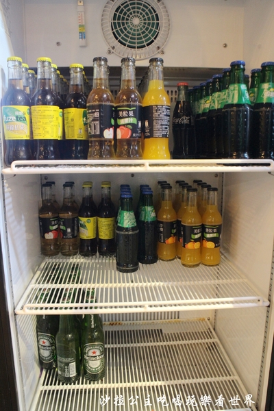 六葉燒烤主題炙燒牛排：三重燒烤吃到飽『六葉燒烤主題炙燒牛排』戰斧豬排也能吃到飽/高CP值