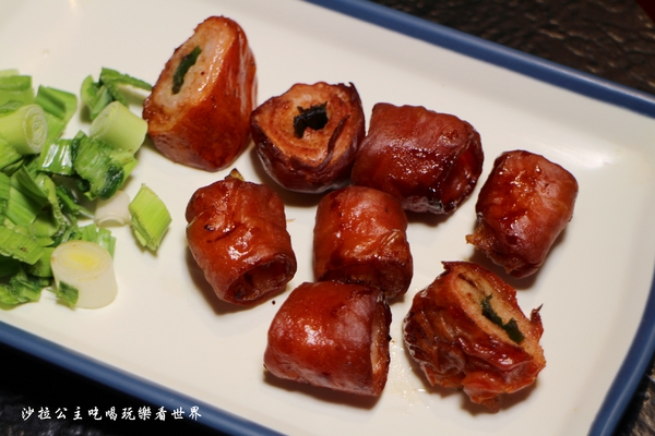 六葉燒烤主題炙燒牛排：三重燒烤吃到飽『六葉燒烤主題炙燒牛排』戰斧豬排也能吃到飽/高CP值