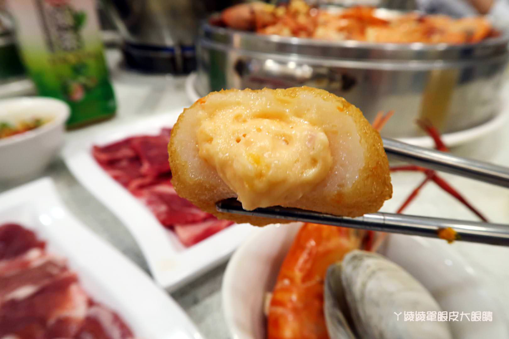 新竹宵夜美食推薦《二月牌沙茶爐》！年輕老闆服務親切，海鮮塔火鍋一鍋多重享受，內有隱藏菜單