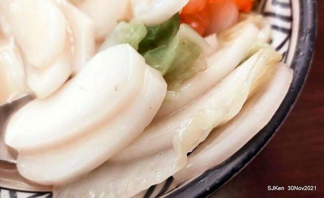 珍品九如湖州粽專賣店(Fried rice, shrimp noodle & wonton), Taipei, Taiwan, SJKen, Nov 30, 2021.