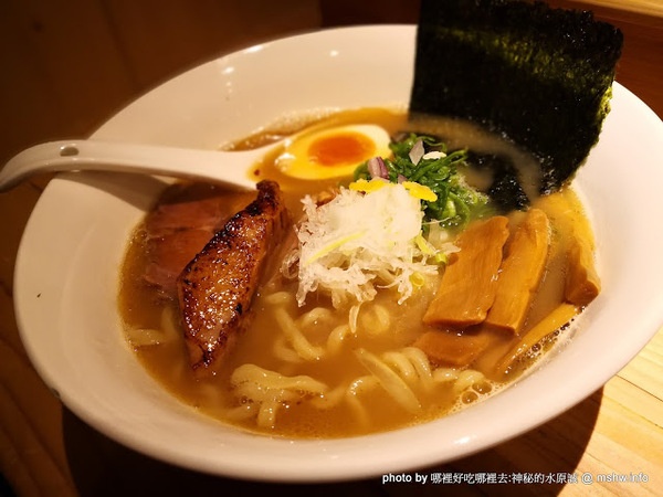 麵屋田宗 濃厚魚介豚骨拉麵:【食記】台中麵屋田宗 濃厚魚介豚骨拉麵@北區中正公園&新民高中&寶覺禪寺 : 物有所值好味到