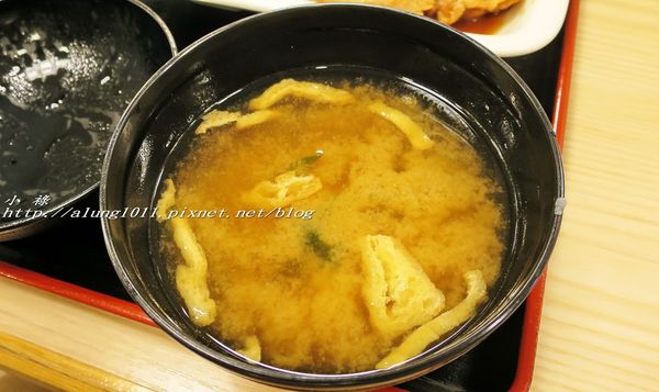 松屋(上野店)：松 屋 / 東京上野店