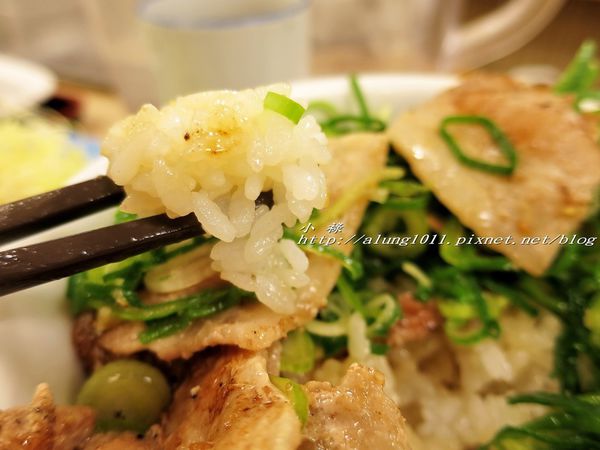 松屋(上野店)：松 屋 / 東京上野店
