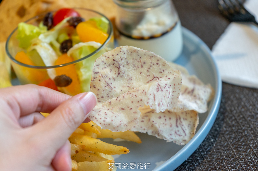 宜蘭礁溪住宿推薦》 幸福之鄉 房內有泡湯池 近礁溪市區交通便利 美味精緻早午餐 - 艾莉絲愛旅行