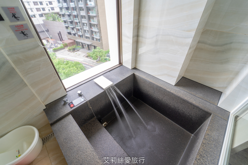 宜蘭礁溪住宿推薦》 幸福之鄉 房內有泡湯池 近礁溪市區交通便利 美味精緻早午餐 - 艾莉絲愛旅行