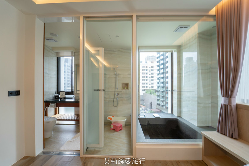 宜蘭礁溪住宿推薦》 幸福之鄉 房內有泡湯池 近礁溪市區交通便利 美味精緻早午餐 - 艾莉絲愛旅行