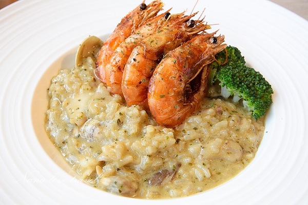 晨食坊:晨食坊。隱藏文青風餐廳,大推超浮誇PRIME等級牛排三明治 晨食坊:晨食坊。隱藏文青風餐廳,大推超浮誇PRIME等級牛排三明治