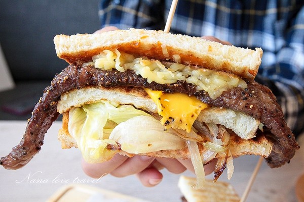 晨食坊:晨食坊。隱藏文青風餐廳,大推超浮誇PRIME等級牛排三明治 晨食坊:晨食坊。隱藏文青風餐廳,大推超浮誇PRIME等級牛排三明治