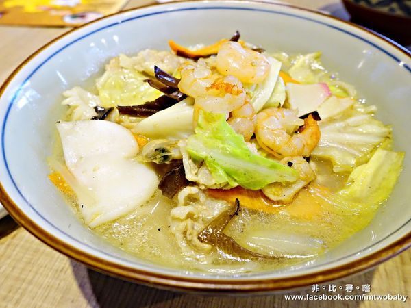 炎庵拉麵(台北忠孝店):【捷運忠孝復興站美食】炎庵拉麵台北忠孝店 日本拉麵進駐東區啦!九州風味拉麵一次滿足 品嚐正港日本職人道地的拉麵精髓! 炎庵拉麵(台北忠孝店):【捷運忠孝復興站美食】炎庵拉麵台北忠孝店 日本拉麵進駐東區啦!九州風味拉麵一次滿足 品嚐正港日本職人道地的拉麵精髓!