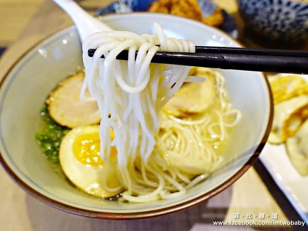 炎庵拉麵(台北忠孝店):【捷運忠孝復興站美食】炎庵拉麵台北忠孝店 日本拉麵進駐東區啦!九州風味拉麵一次滿足 品嚐正港日本職人道地的拉麵精髓! 炎庵拉麵(台北忠孝店):【捷運忠孝復興站美食】炎庵拉麵台北忠孝店 日本拉麵進駐東區啦!九州風味拉麵一次滿足 品嚐正港日本職人道地的拉麵精髓!