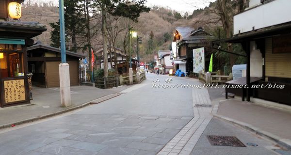 高尾登山電鉄(株)：米其林三星景點!!!  ..八王子高尾山 / 纜車篇