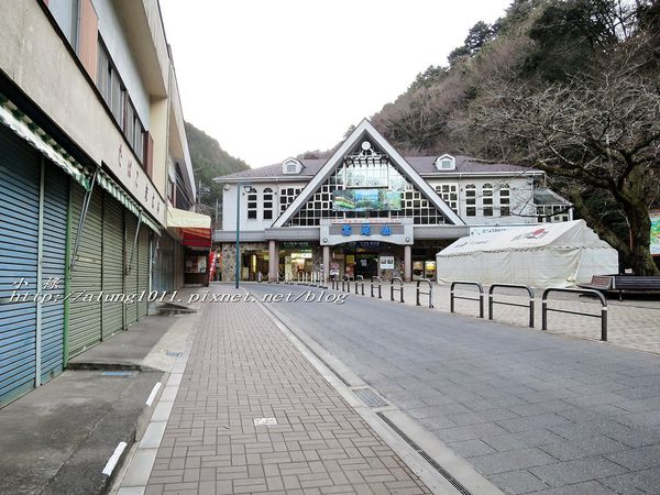 高尾登山電鉄(株)：米其林三星景點!!!  ..八王子高尾山 / 纜車篇