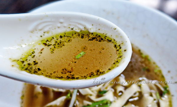 菩園素食麵店：菩園素食麵店 / 愛麵族的素食饗堂