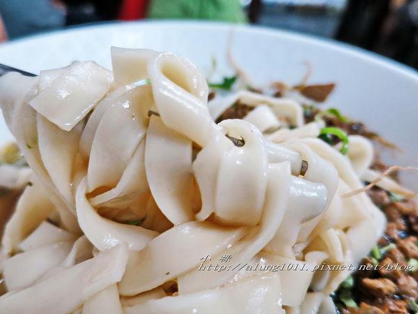 菩園素食麵店：菩園素食麵店 / 愛麵族的素食饗堂