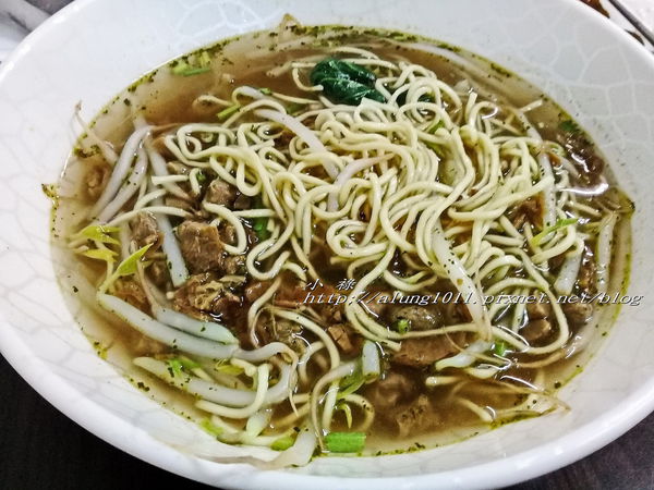 菩園素食麵店：菩園素食麵店 / 愛麵族的素食饗堂