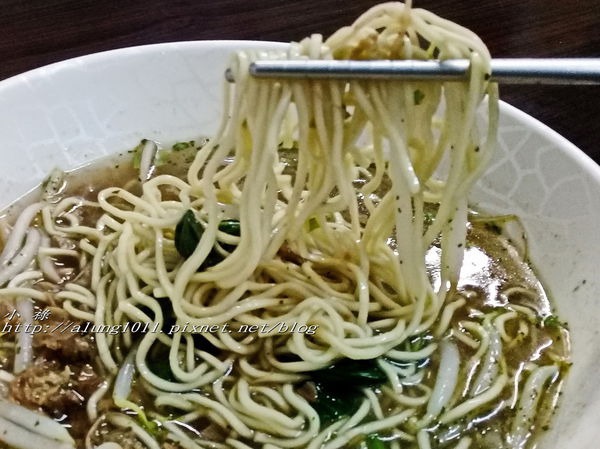 菩園素食麵店：菩園素食麵店 / 愛麵族的素食饗堂