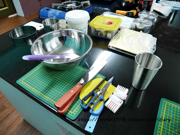 【烘焙教室】Yumi手作烘焙 巧虎造型蛋糕DIY 初學者也能輕易上手喔! (13).JPG