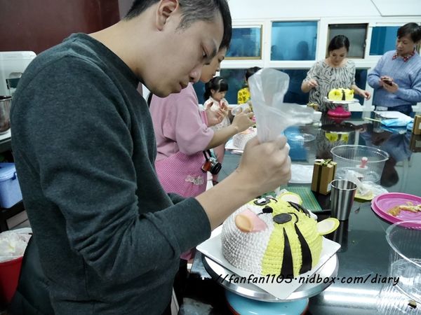 【烘焙教室】Yumi手作烘焙 巧虎造型蛋糕DIY 初學者也能輕易上手喔! (26).JPG