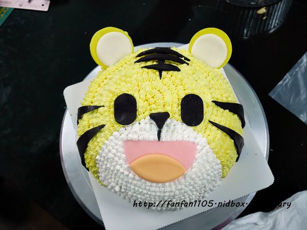 【烘焙教室】Yumi手作烘焙 巧虎造型蛋糕DIY 初學者也能輕易上手喔! (25).JPG