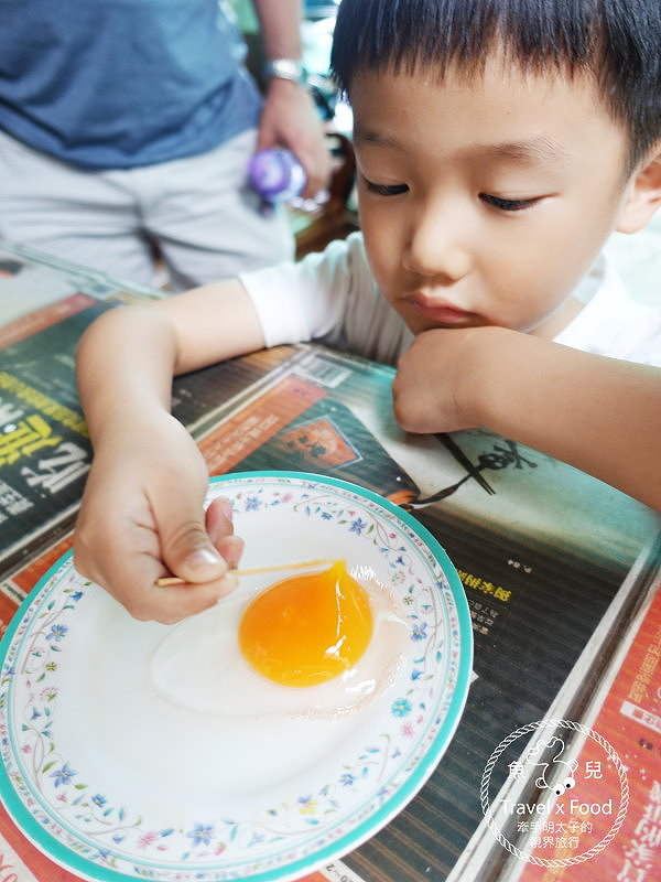 【遊】紅土溫泉野放鴨｜潘氏農場鹹蛋DIY vs 無料泡腳池 @魚兒 x 牽手明太子的「視」界旅行