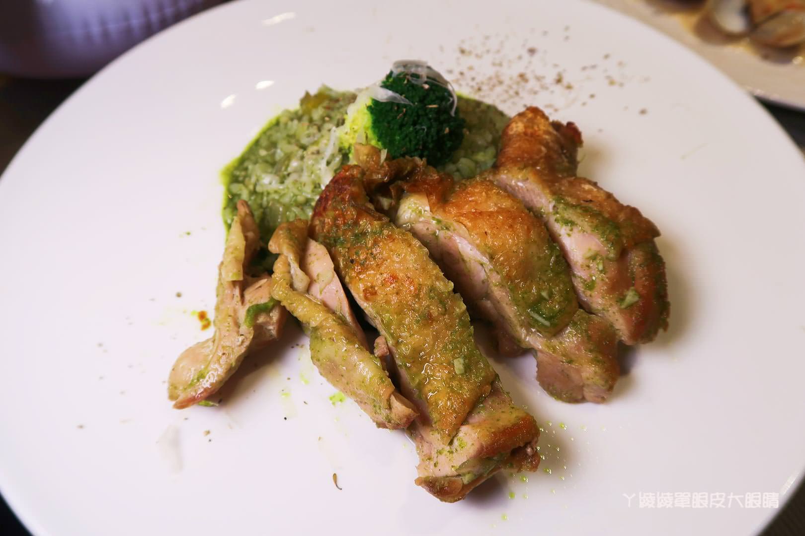 新竹美食餐廳推薦，大遠百附近《Only創意料理》龍蝦義大利麵超霸氣｜噴發少女心的草莓日式可麗餅