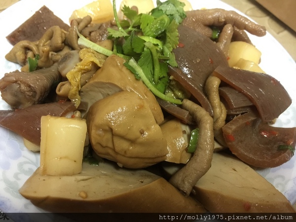 桶牆鐵味：【新北新莊】桶牆鐵味/加熱滷味/傳統美食/宵夜下酒菜