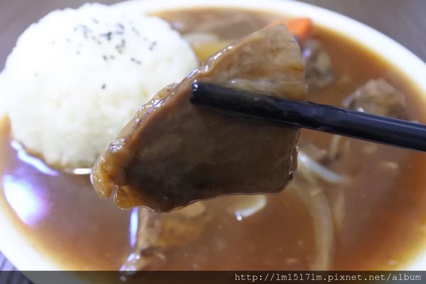 老夫子牛肉麵-大里成功店