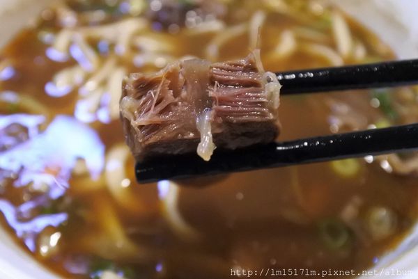 老夫子牛肉麵-大里成功店