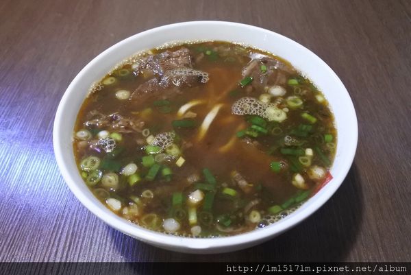 老夫子牛肉麵-大里成功店
