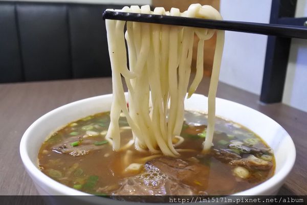 老夫子牛肉麵-大里成功店