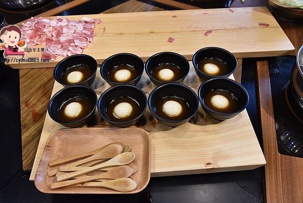 桃園中壢美食-福叄鍋物-超浮誇的240盎司大肉山,一年一次就夠了,下次要挑戰多少肉啊 @民宿女王芽月-美食.旅遊.全台趴趴走