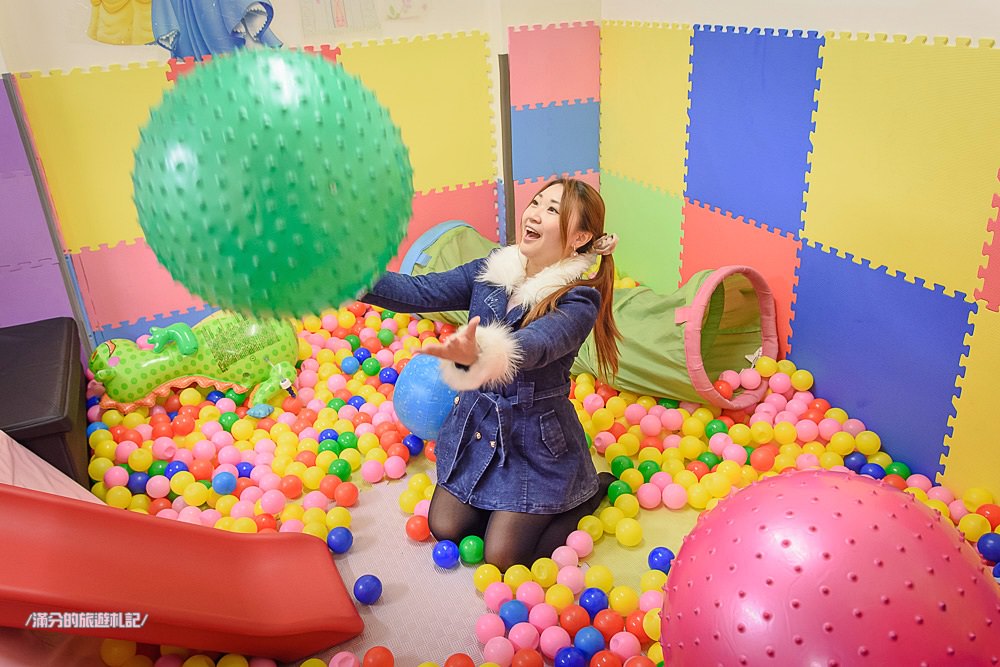 台中北區美食》童樂會親子餐廳 平價大份量義大利麵/燉飯 小空間大樂趣 兒童趣味玩樂的祕密基地 - 滿分的旅遊札記