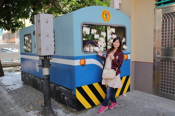 靜修國小：【彰化員林景點】靜修國民小學~靜修鐵道文化園區，3D立體火車彩繪