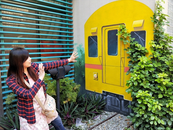 靜修國小：【彰化員林景點】靜修國民小學~靜修鐵道文化園區，3D立體火車彩繪