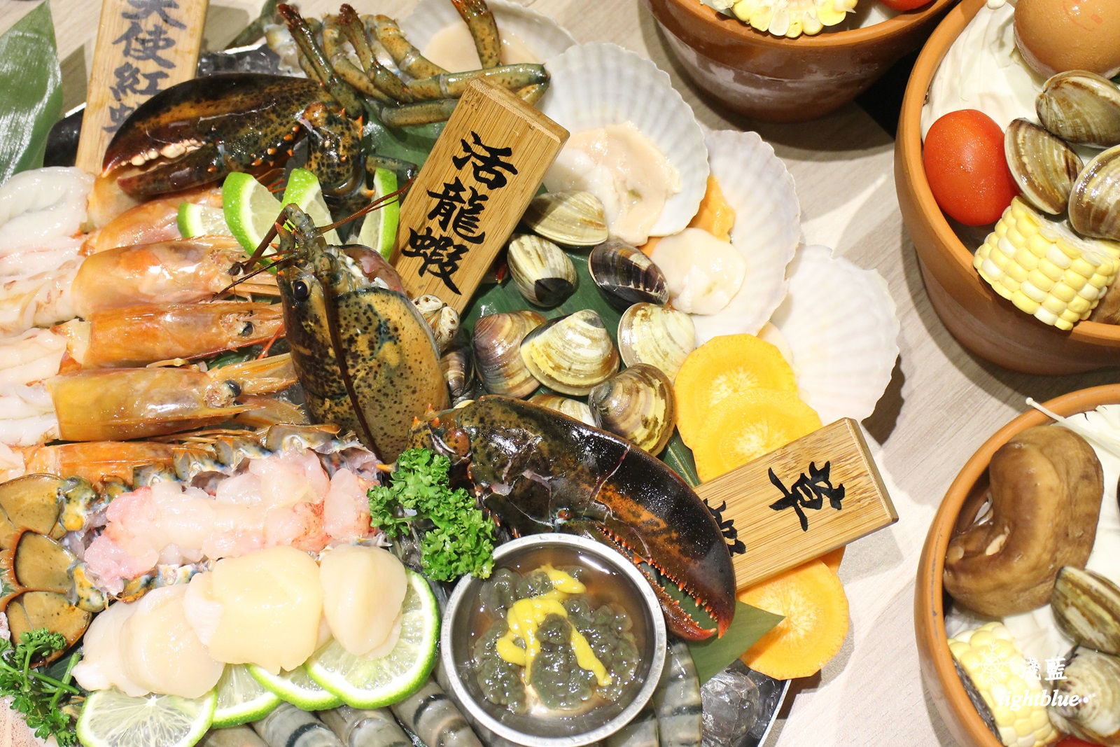 [ 南京復興站．八德路美食 ] 淺藍 × 農場餐桌鍋物料理～近東區微風百貨，費時費工的雞精湯火鍋