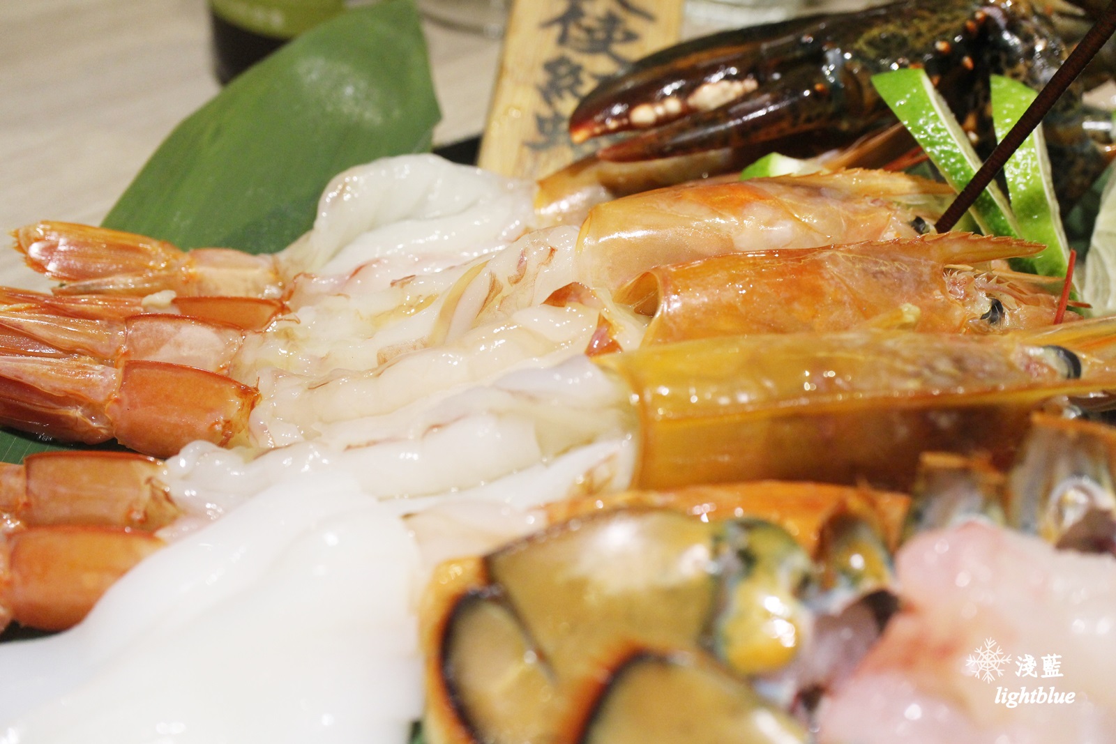 [ 南京復興站．八德路美食 ] 淺藍 × 農場餐桌鍋物料理～近東區微風百貨，費時費工的雞精湯火鍋