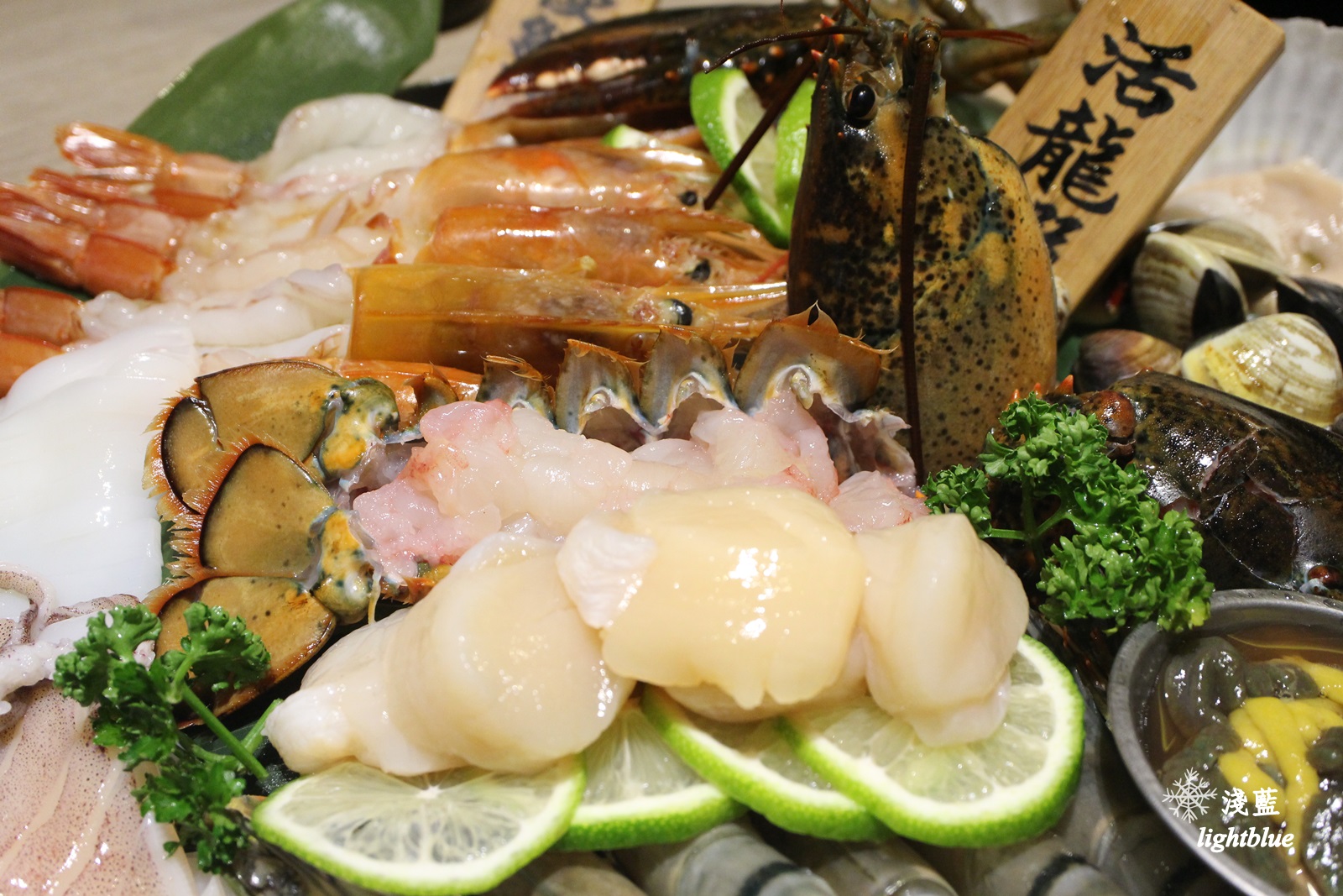 [ 南京復興站．八德路美食 ] 淺藍 × 農場餐桌鍋物料理～近東區微風百貨，費時費工的雞精湯火鍋