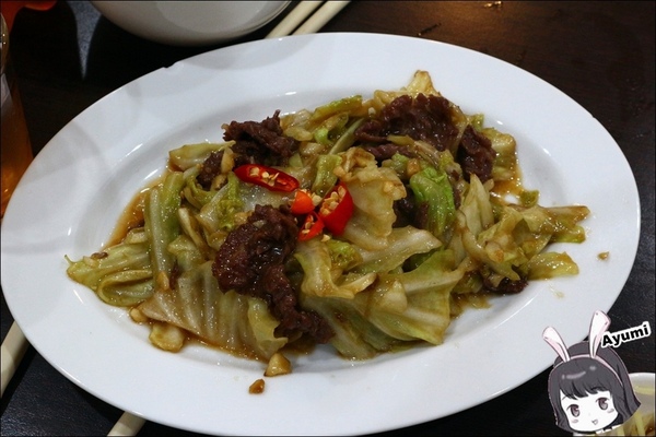 牛不牛肉湯：[食記]►台南安平區◄久違了台南新鮮美味的牛肉湯、牛肉爐專賣店－牛不牛肉湯