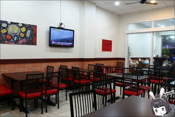 牛不牛肉湯：[食記]►台南安平區◄久違了台南新鮮美味的牛肉湯、牛肉爐專賣店－牛不牛肉湯